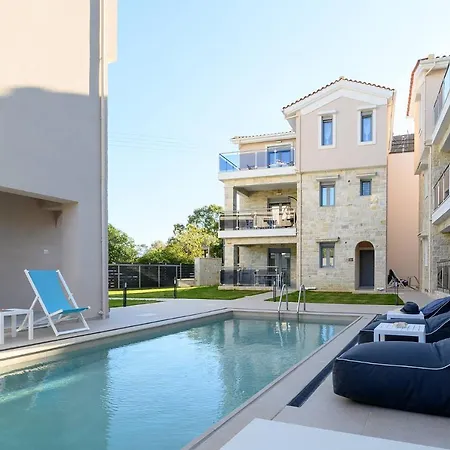 아파트 Momento Luxury Walking Distance From The 니키아나