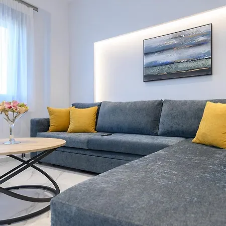 Apartment Momento Luxury Walking Distance From The Nikiana