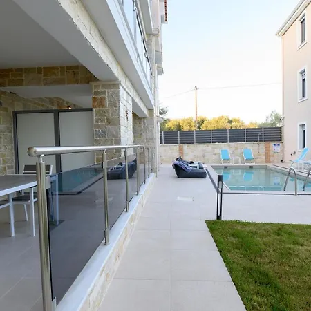 Apartment Momento Luxury Walking Distance From The *