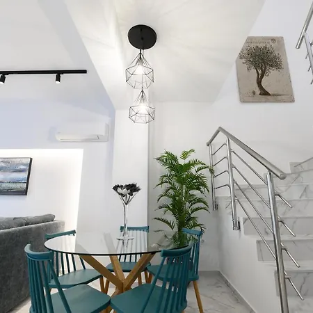 Momento Luxury Walking Distance From The * Nikiana